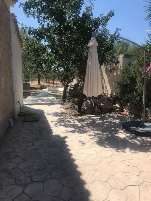 Πέτρινη Κατοικία Στην Αίγινα - Stone House In Aigina Khloi Eksteriør bilde